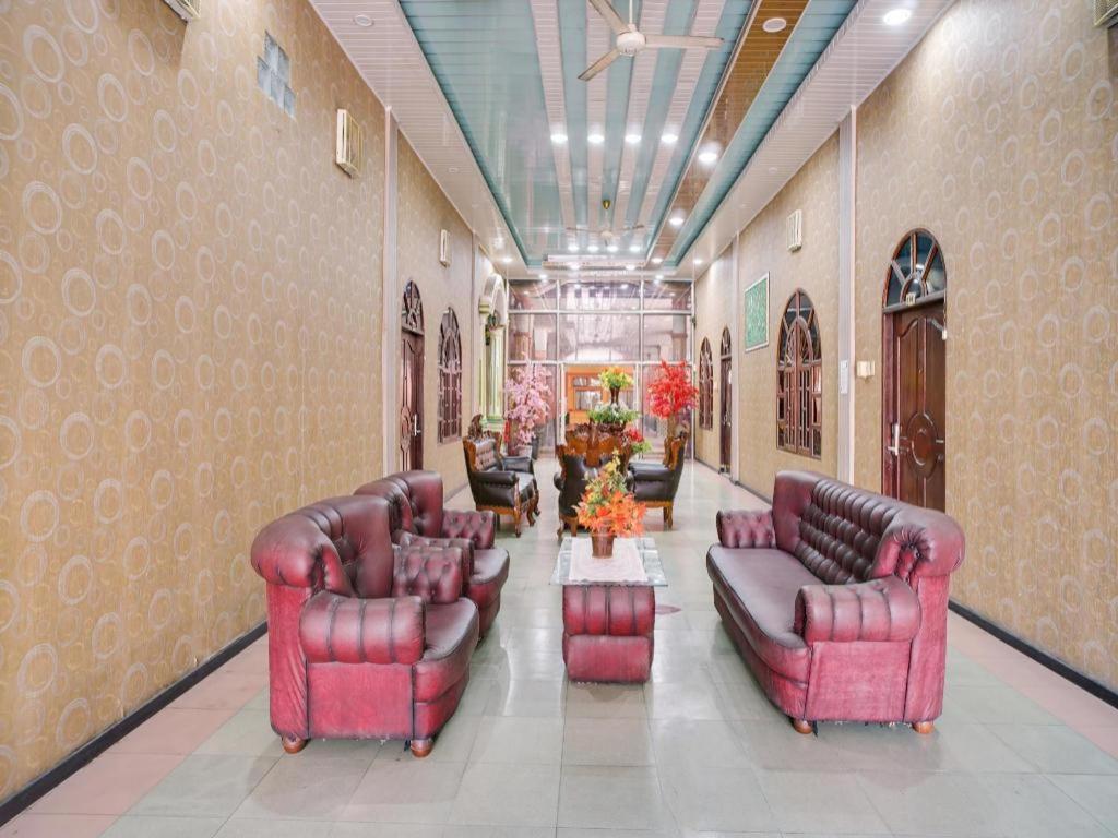 Oyo 1140 Hotel Tresya Tanjung Balai Tanjungbalai Ngoại thất bức ảnh